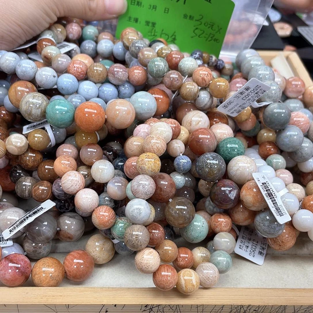 硅化珊瑚（珊瑚玉）未镶嵌手链我***肉191