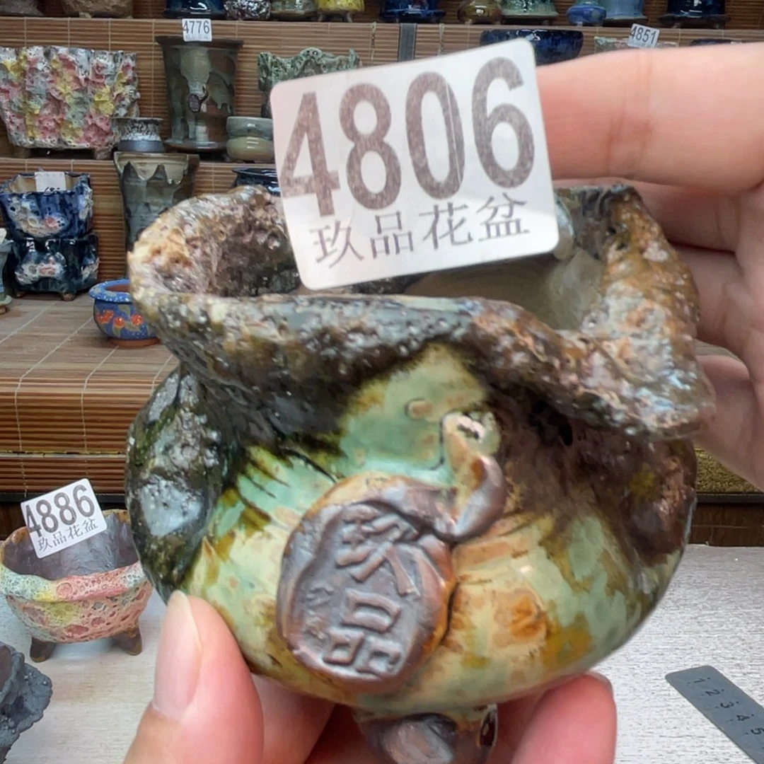 景德镇陶瓷手工花盆默认瑕疵