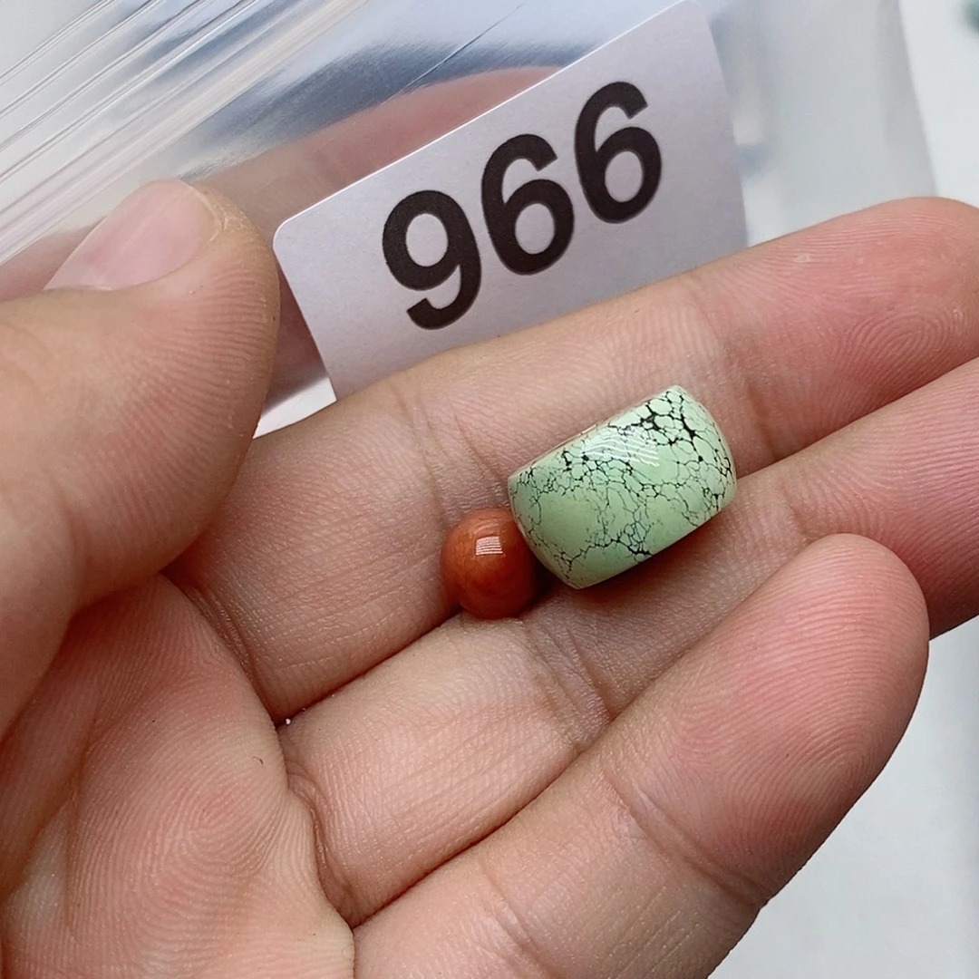 未镶嵌南红玛瑙珠宝奇石