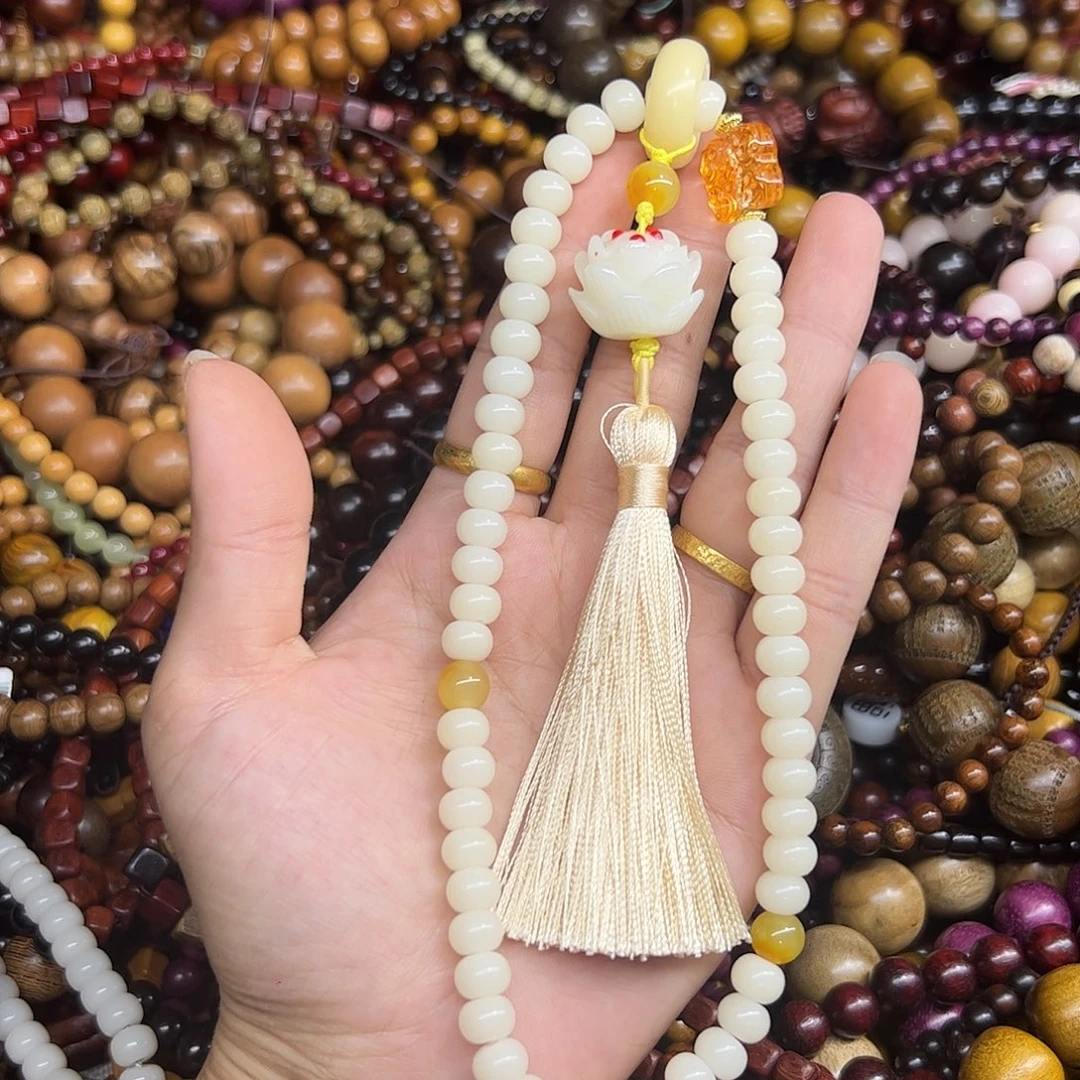 维腊木（绿檀）无事牌