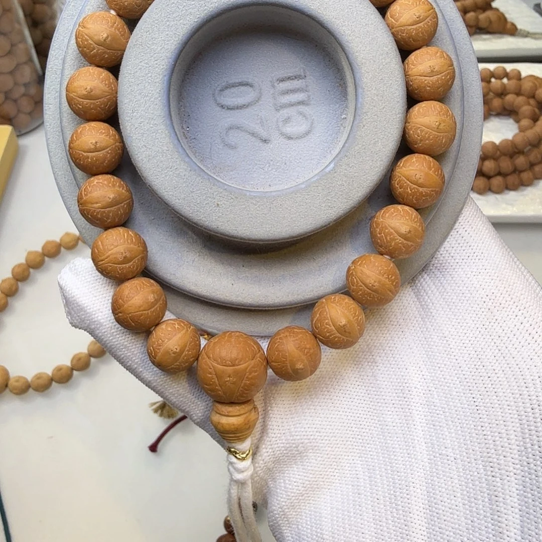 凤眼菩提吊坠12-12.3高山树