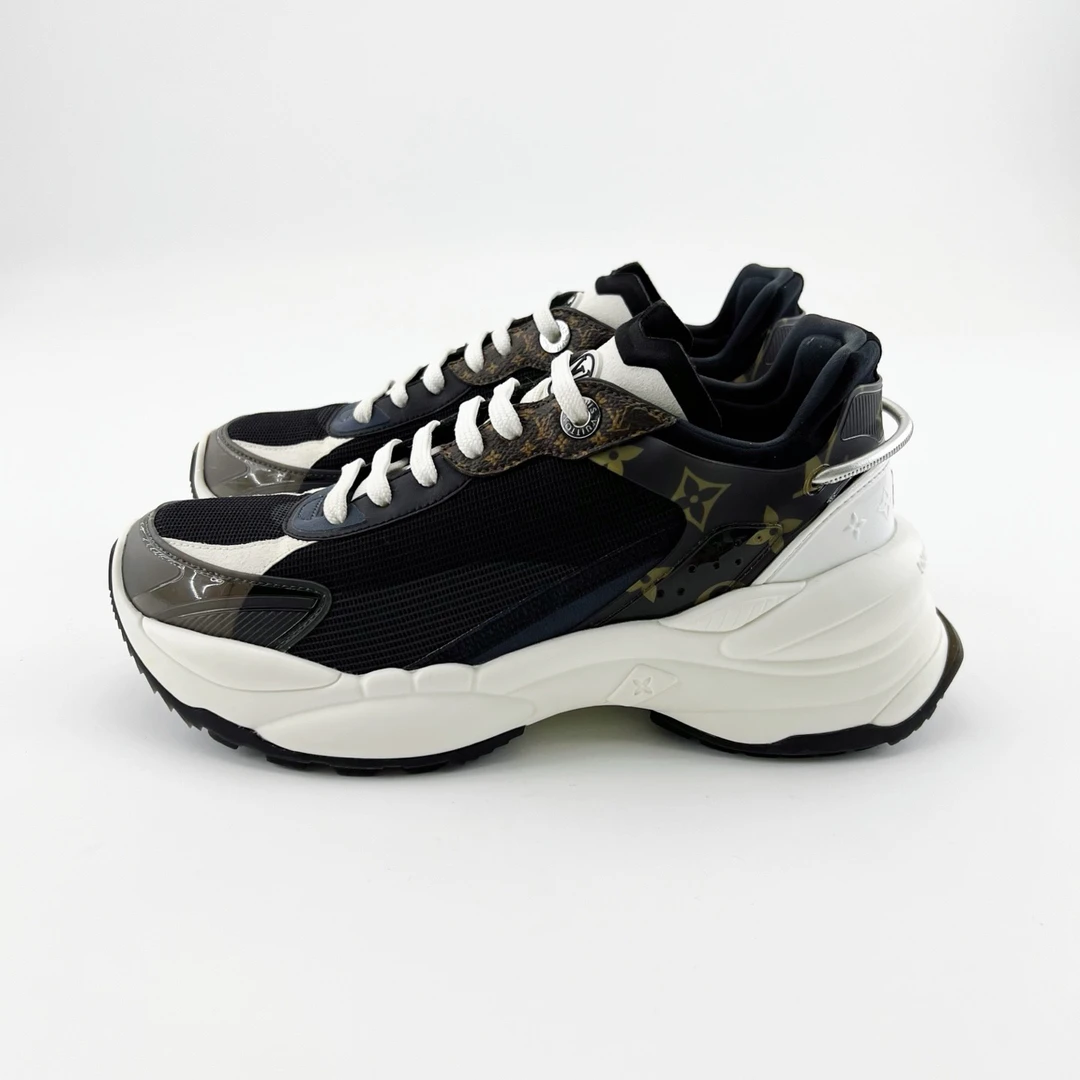 95新 LouisVuitton/路易威登 38码/黑色老花Runaway鞋/14140998