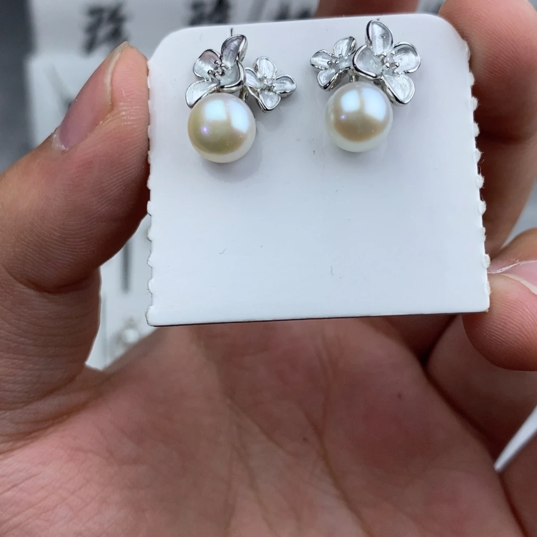 淡水珍珠未镶嵌耳饰