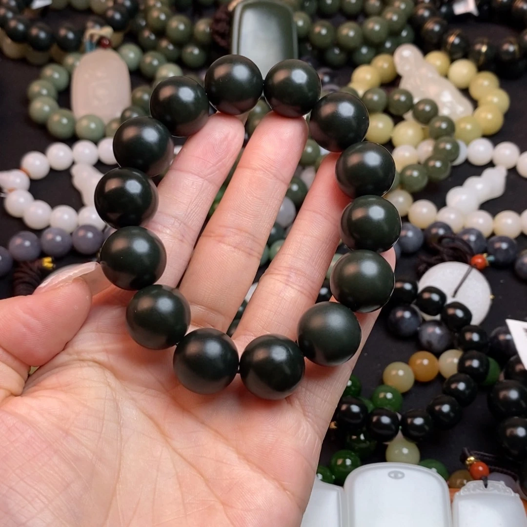 和田玉未镶嵌颈饰H*Y