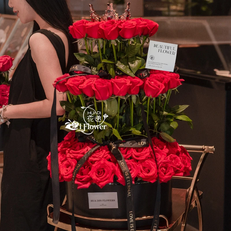 绝美蛋糕塔玫瑰花束鲜花订购同城配送小时达的同城速配送上门免费