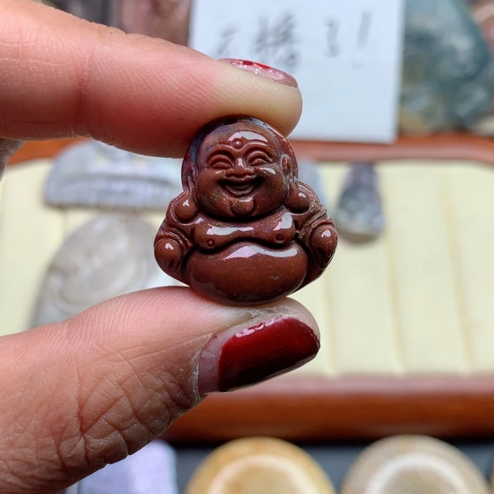 硅化珊瑚（珊瑚玉）颈饰足银镀金镶嵌