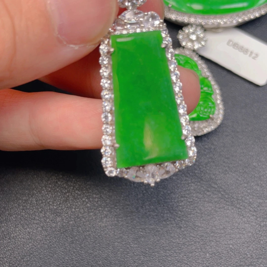 翡翠银S925镶嵌吊坠(不含链)