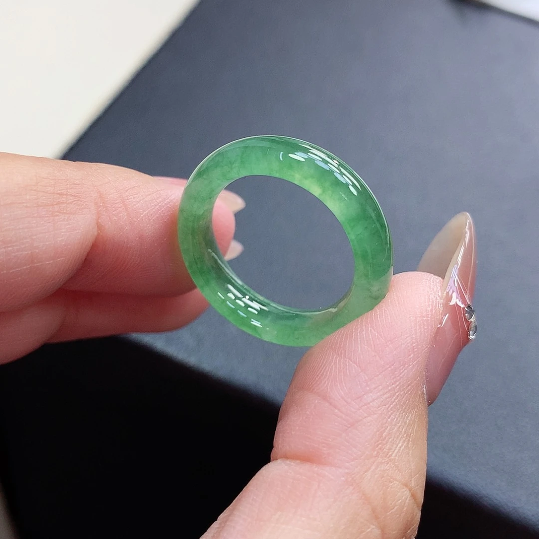 翡翠戒指未镶嵌18号