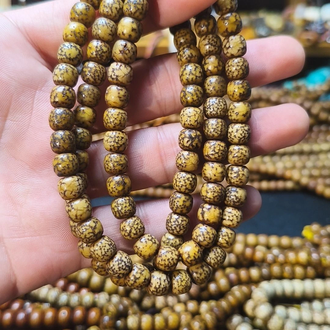 吊坠星月菩提uuuuuuu