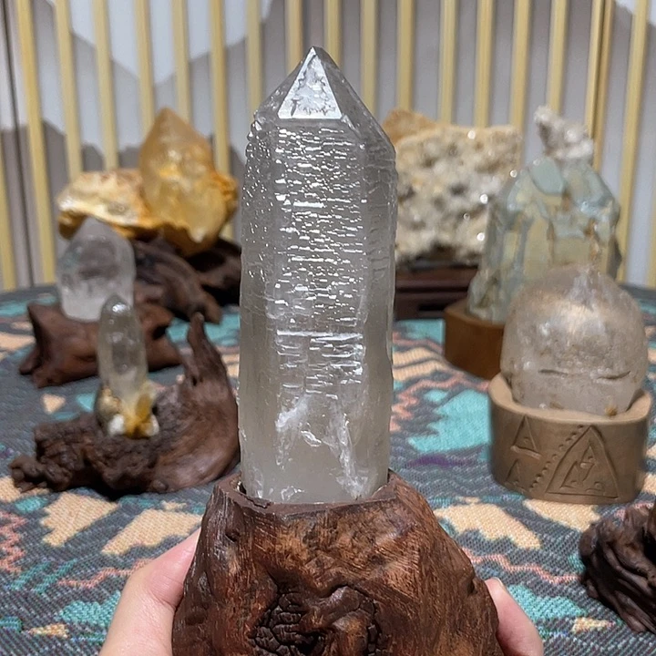 未镶嵌大型摆件（非配饰）水晶悦**?