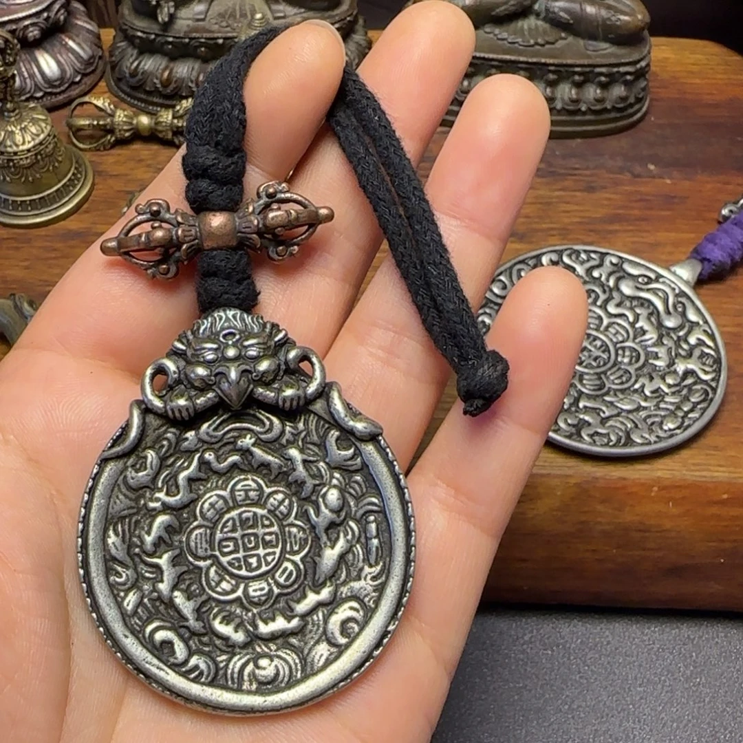 辣***子泥塑藏传牌子……藏传牌子