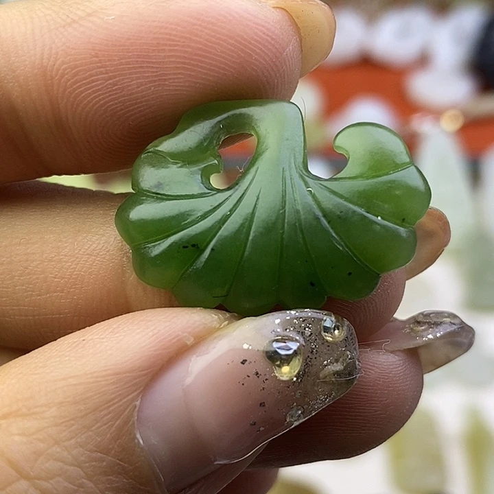 和田玉未镶嵌颈饰福利三生有幸银杏叶吊坠