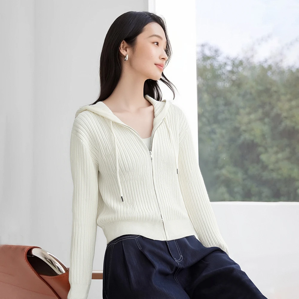 YPUT女装时尚休闲连帽开衫针织衫YHG230029E