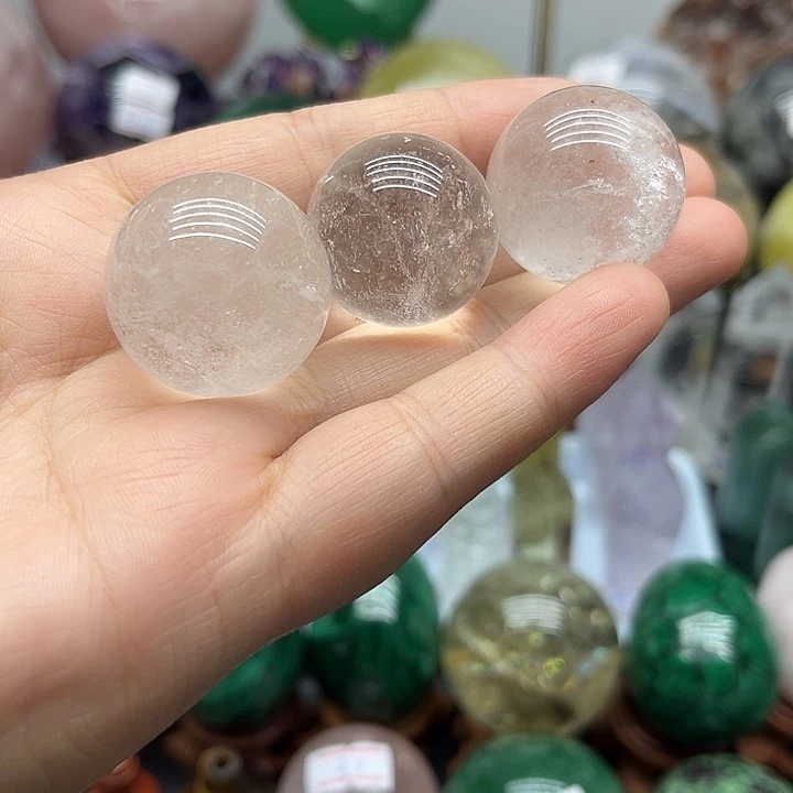 未镶嵌珠宝半成品水晶75克白水晶球