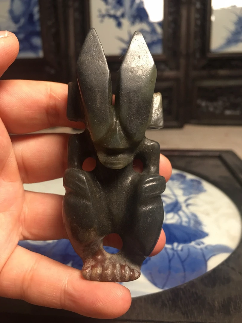 岫玉摆件手工雕刻