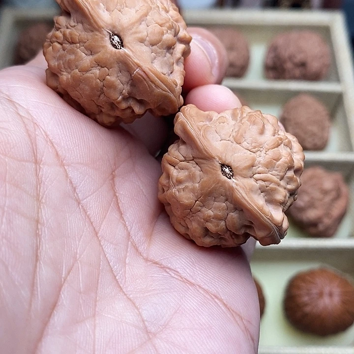 吊坠文玩核桃34小金鱼