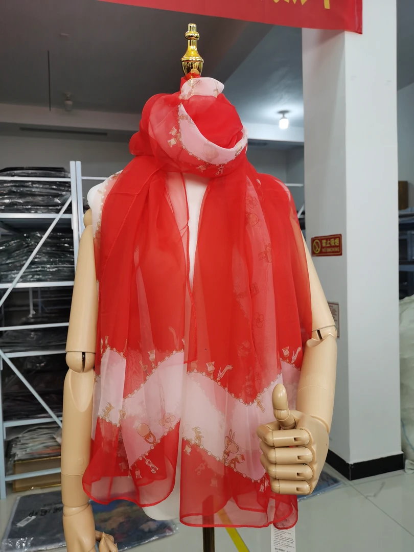 H054  红色 云朵纱 130*180 丝巾 披肩 围巾