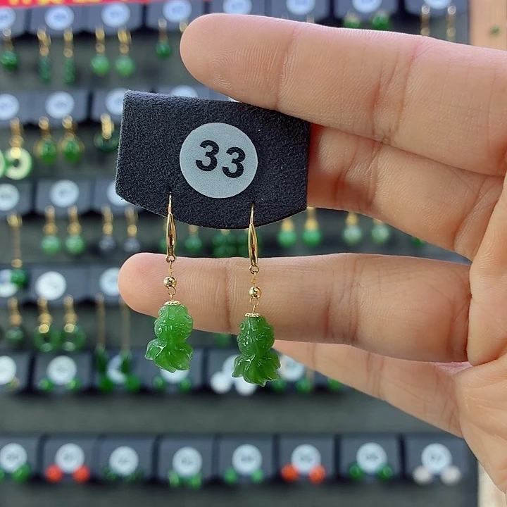 树***村18K金镶嵌和田玉耳饰