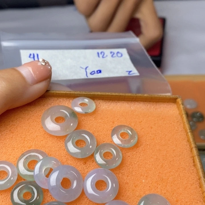 卡***诺定制翡翠未镶嵌不退