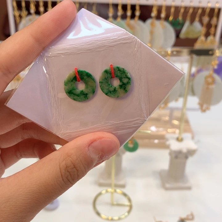 翡翠未镶嵌耳饰耳饰