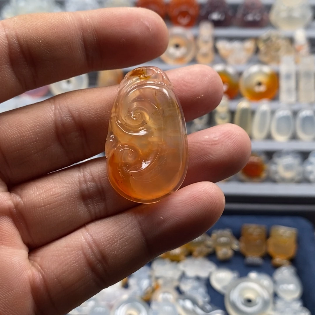 小***妈玛瑙/玉髓颈饰未镶嵌