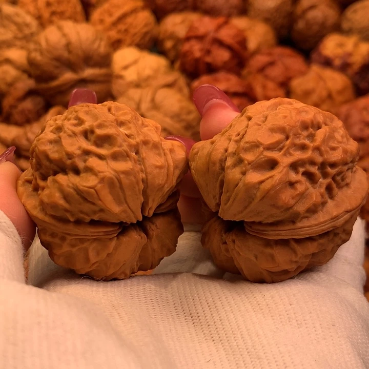 文玩核桃吊坠33…………