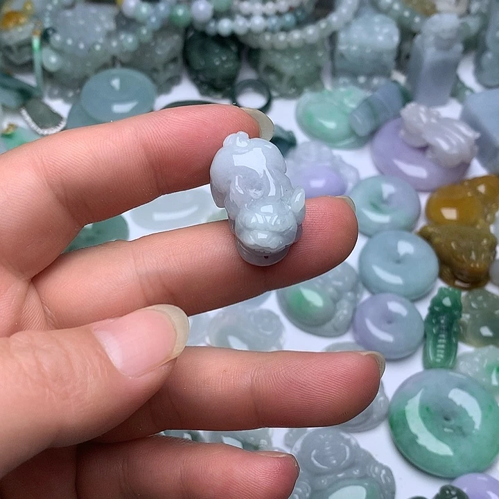 翡翠未镶嵌颈饰天然翡翠