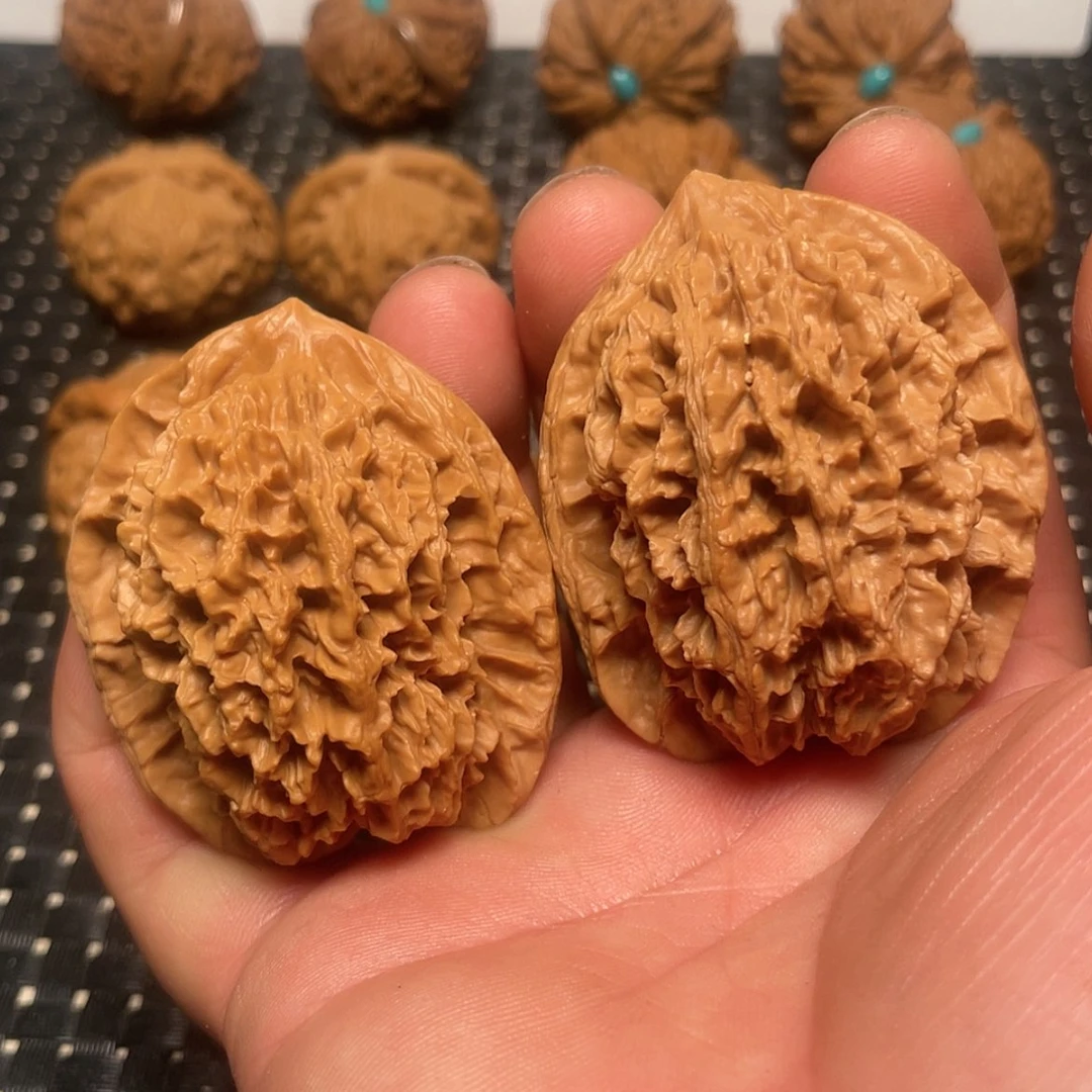 【闪购商品】文玩核桃把件46大刺