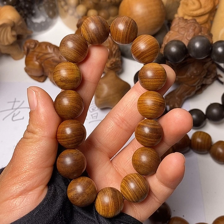 檀香木老山檀香1.5/15黑金老老料满纹沉