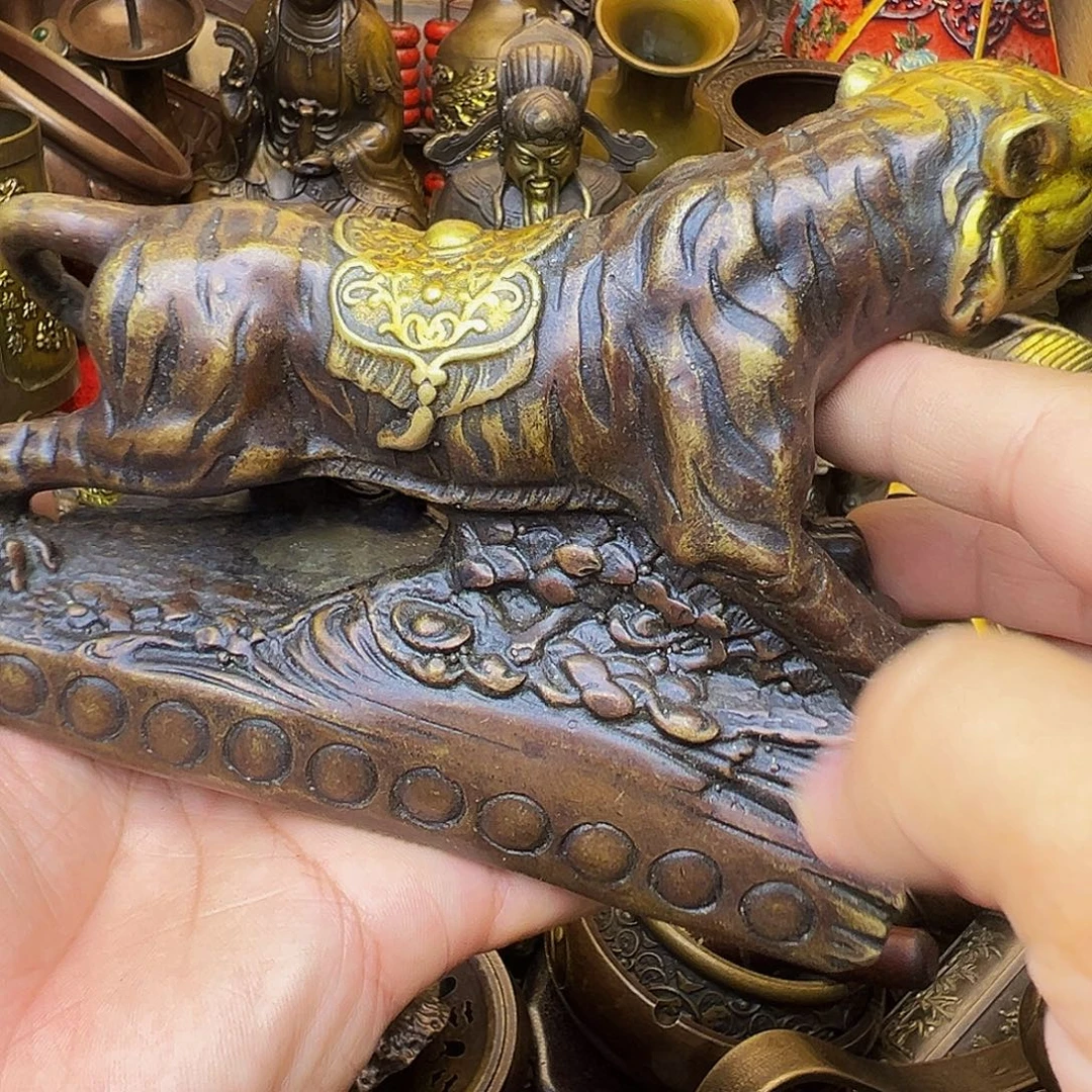 精品铜器，精美文玩
