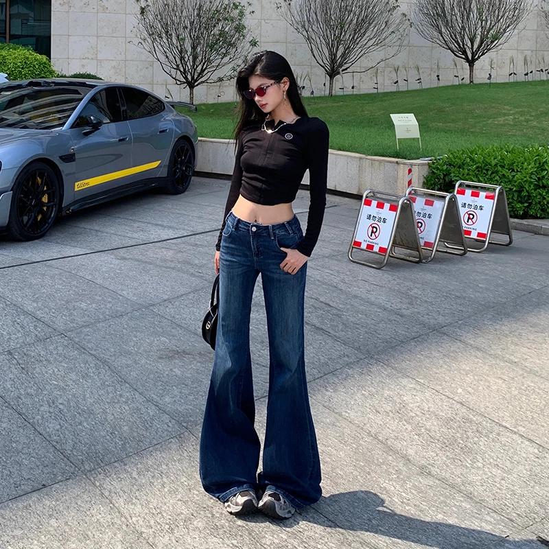 秋冬新款复古水洗深蓝高弹不贴腿微喇牛仔裤女显瘦修身辣妹喇叭裤