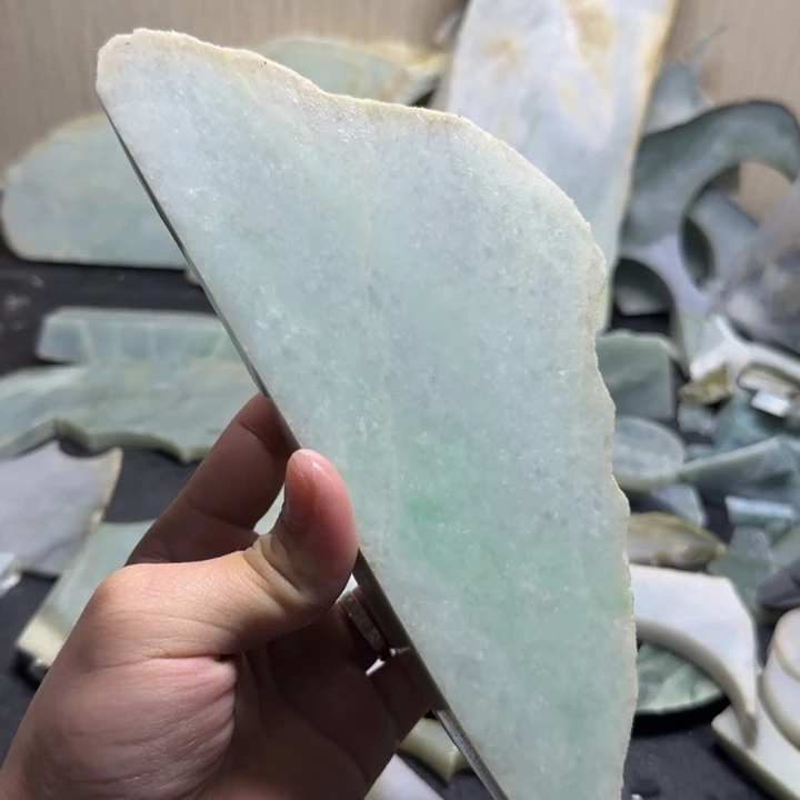 翡翠未镶嵌颈饰纯天然缅甸翡翠