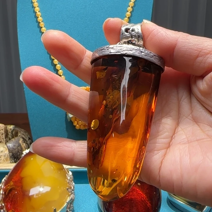 琥珀未镶嵌颈饰波兰设计款琥珀蜜蜡