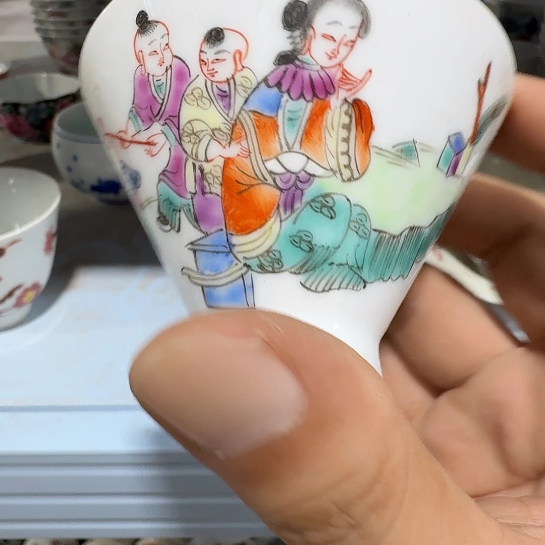 瓷片摆件等方式在不同行业