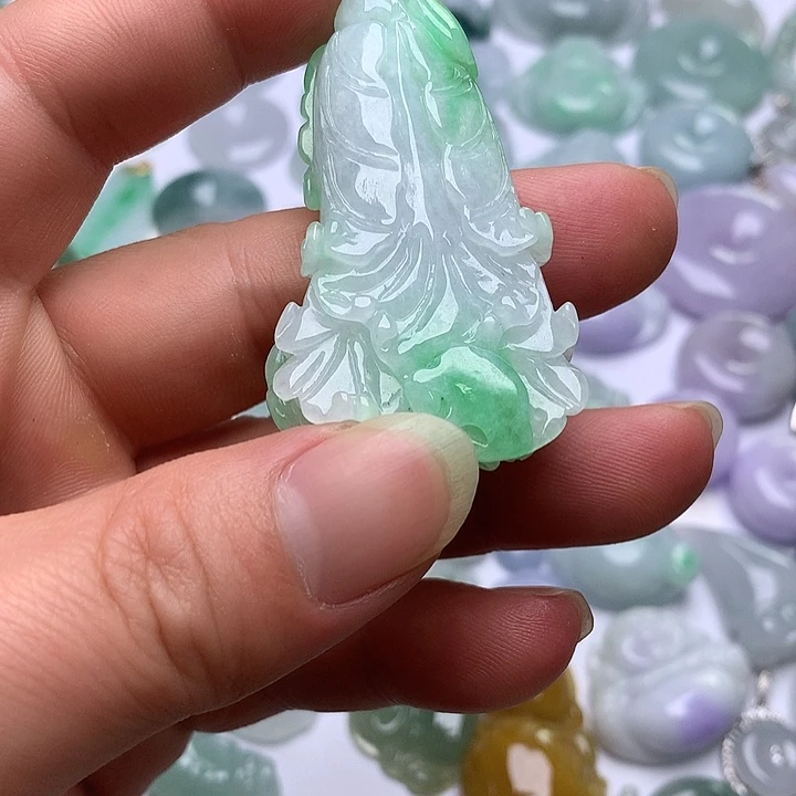 翡翠未镶嵌颈饰天然翡翠