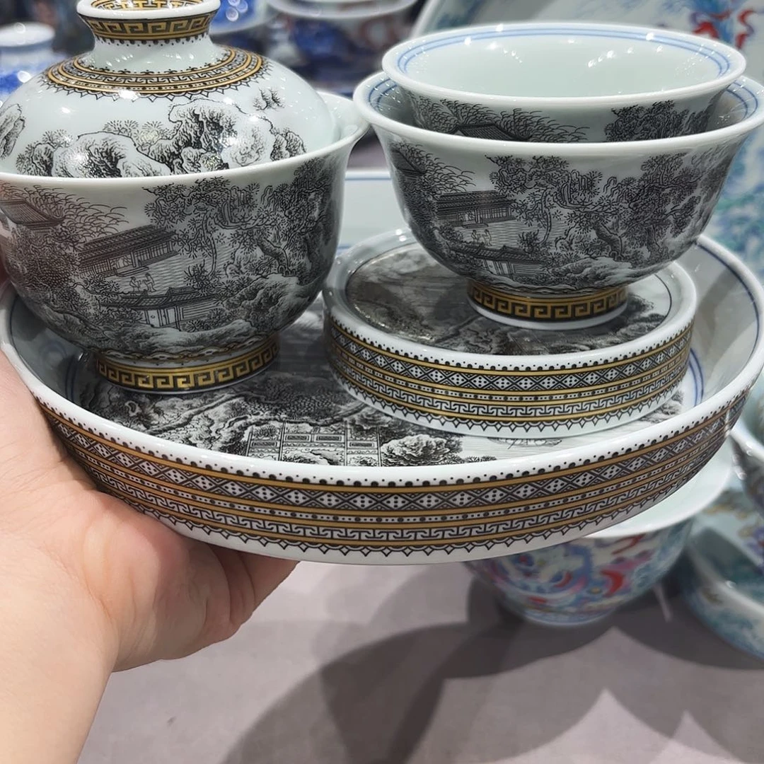 挥***了瓷片景德镇瓷器博物研究