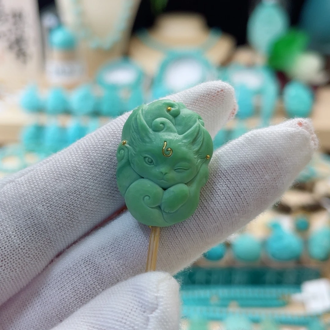 未镶嵌绿松石珠宝奇石