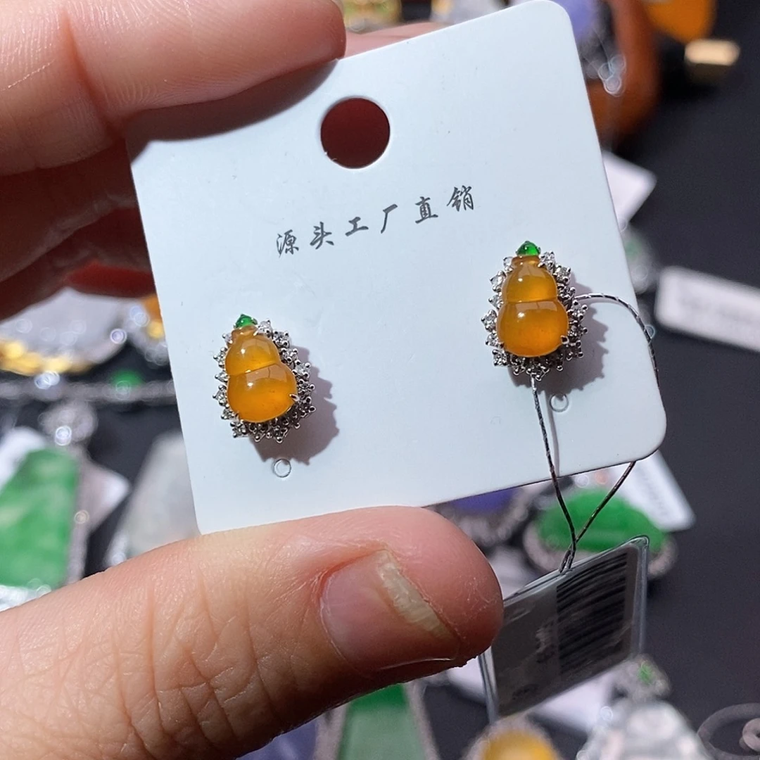 翡翠吊坠(不含链)18K金镶嵌吊坠