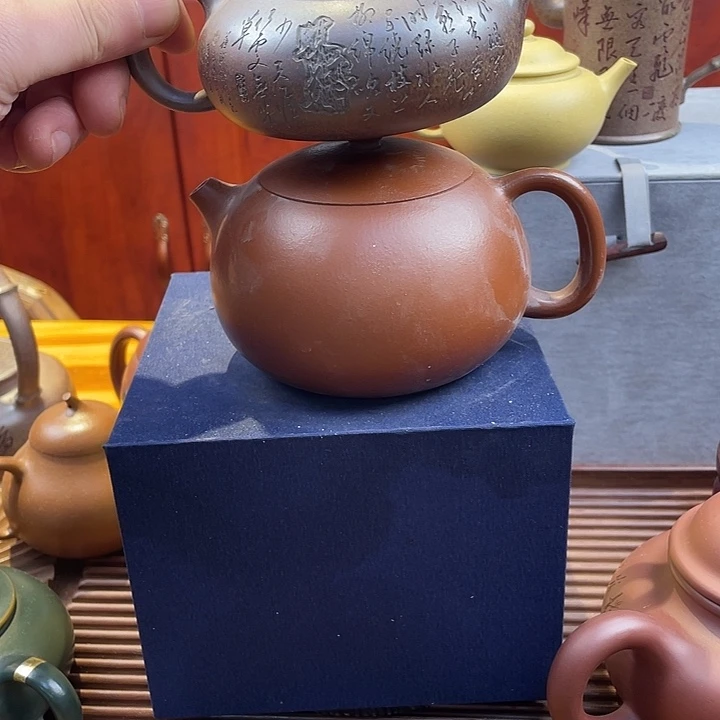 紫砂茶壶处理两把