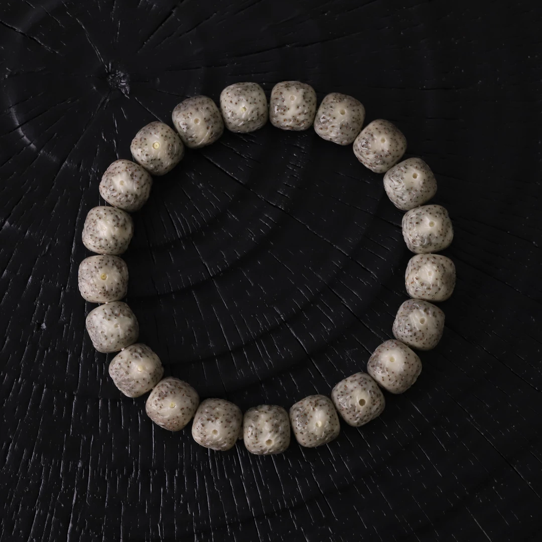 S8178 骨瓷冰细星无相头货纯手工定制骨瓷星月菩提单圈文玩手串