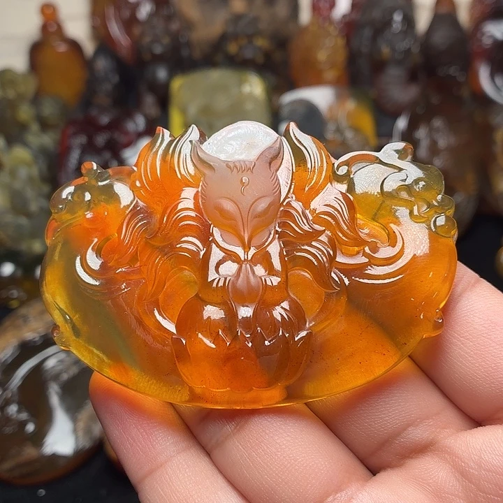 琥珀未镶嵌颈饰29