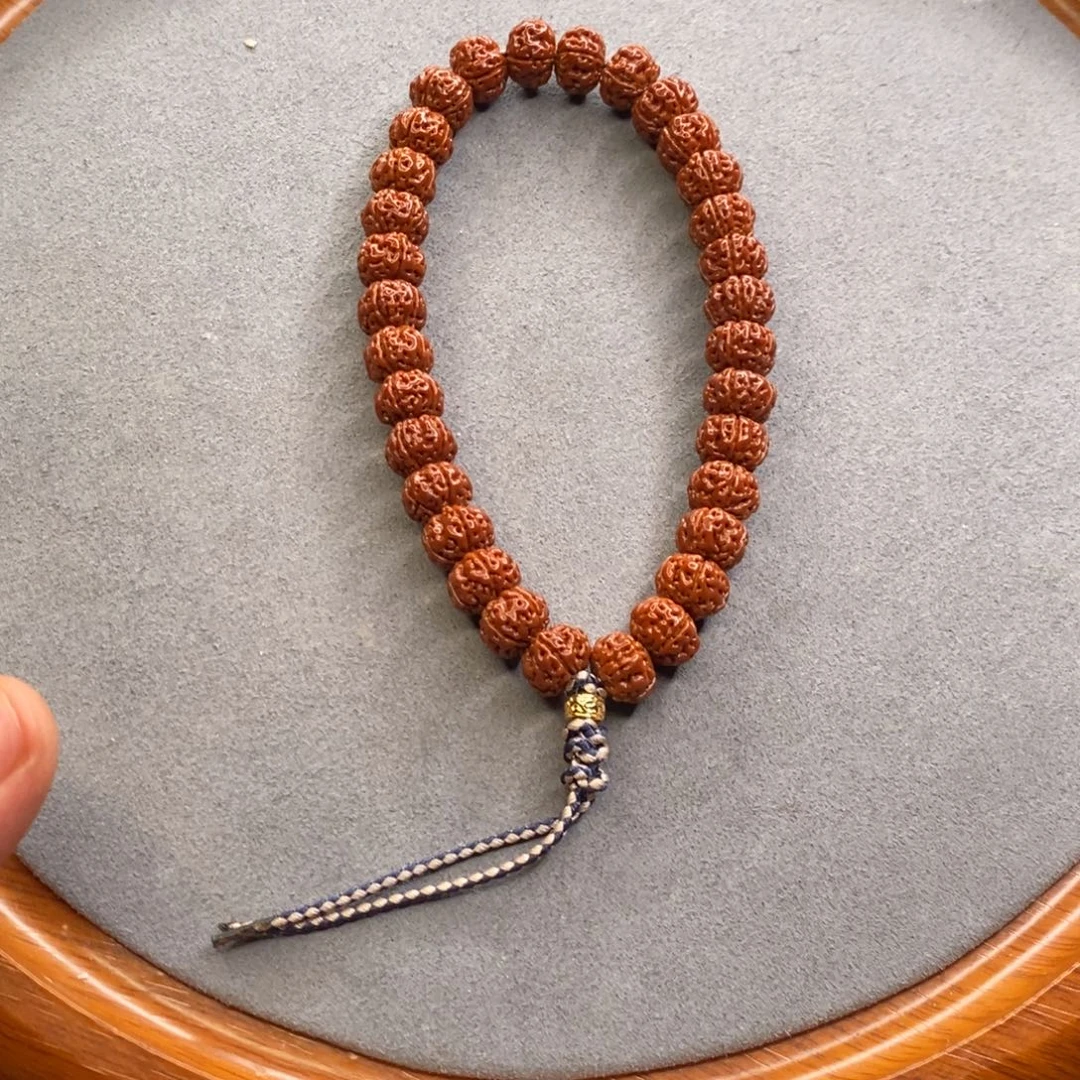 手串金刚菩提老树王尺寸10.8