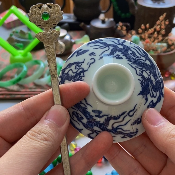 瓷片不哈哈哈哈哈哈哈哈哈哈