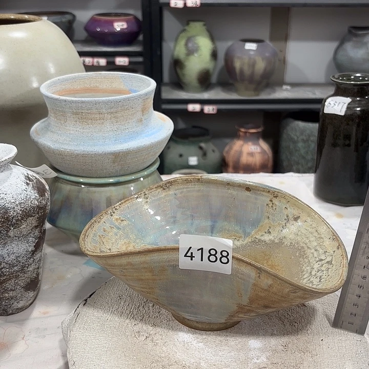 摆件高7，口23，有孔，4188