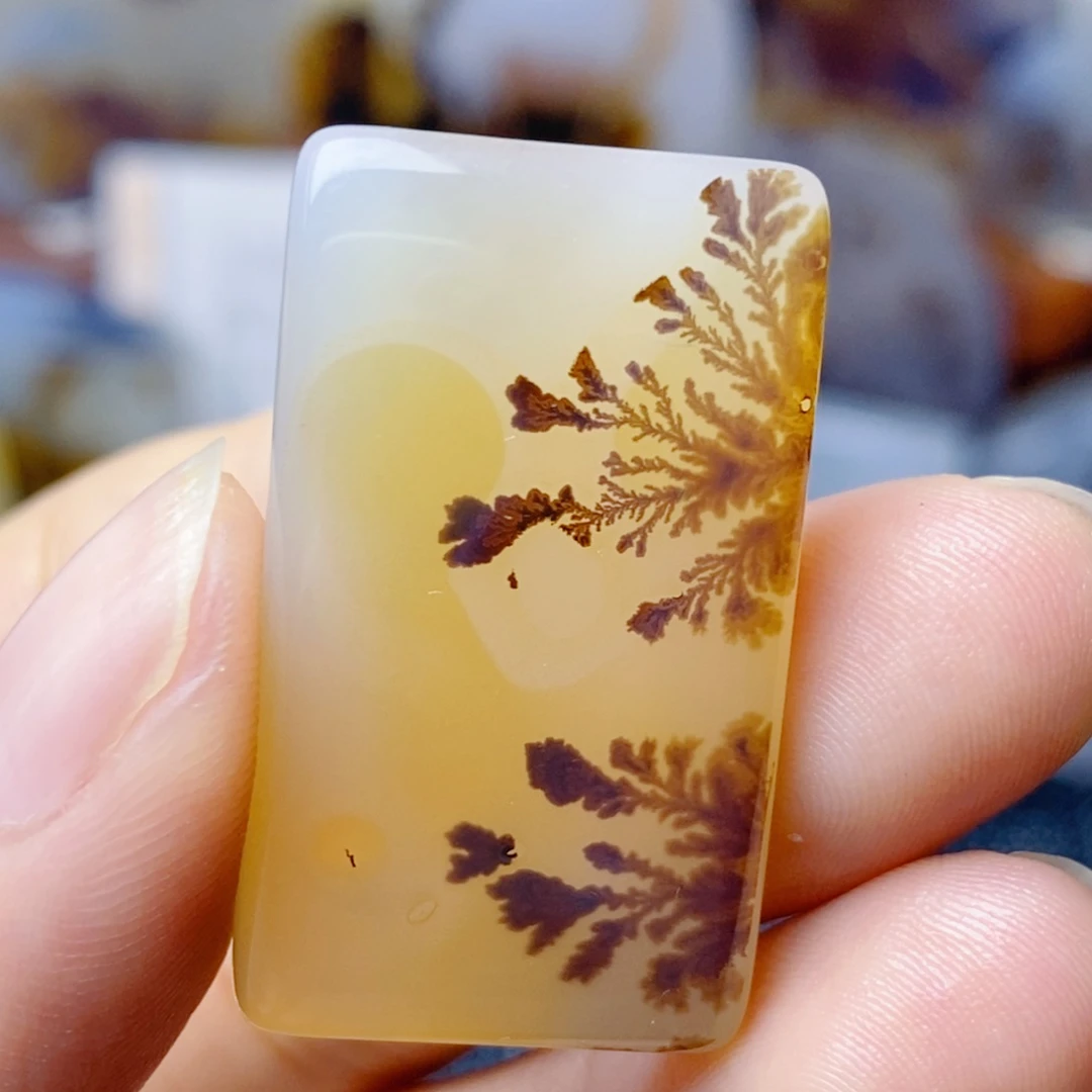 玛瑙/玉髓未镶嵌珠宝奇石