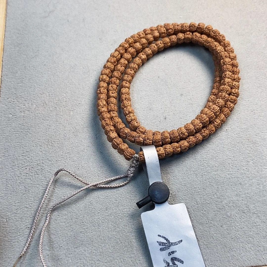 菩提籽类藏式佛手5.4