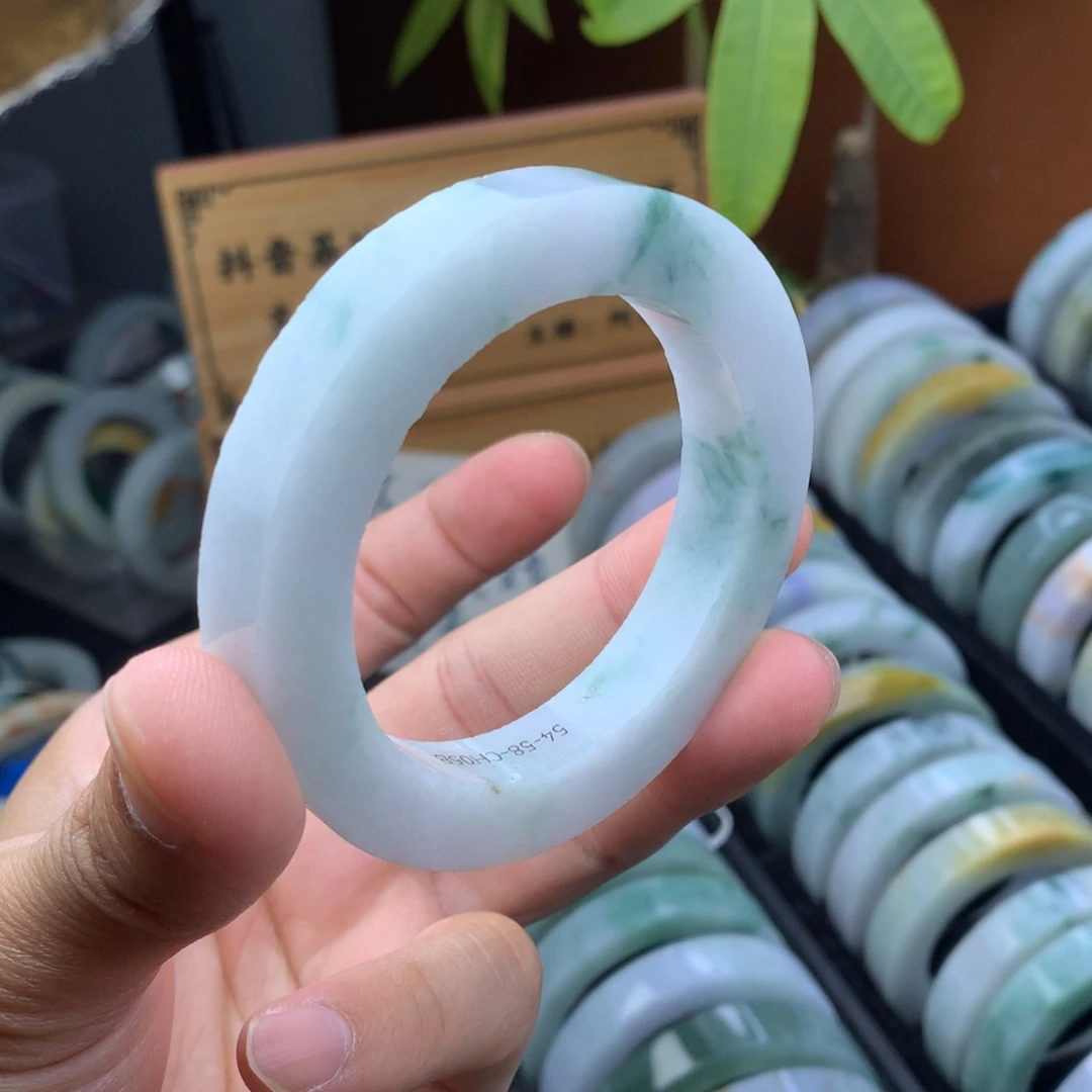 未镶嵌手镯定制翡翠定制手镯
