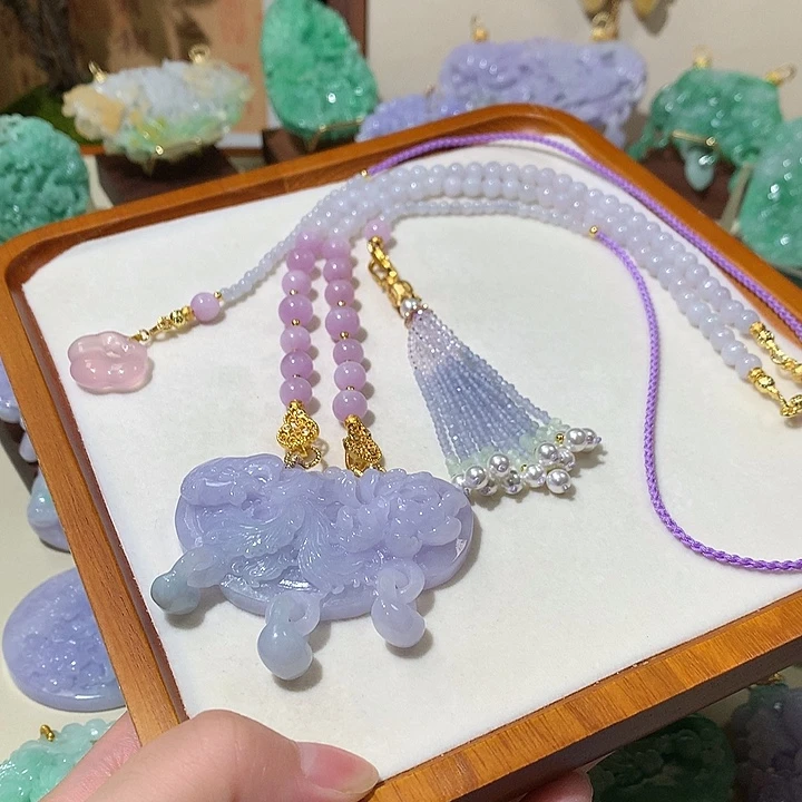 翡翠未镶嵌颈饰翡翠吊坠