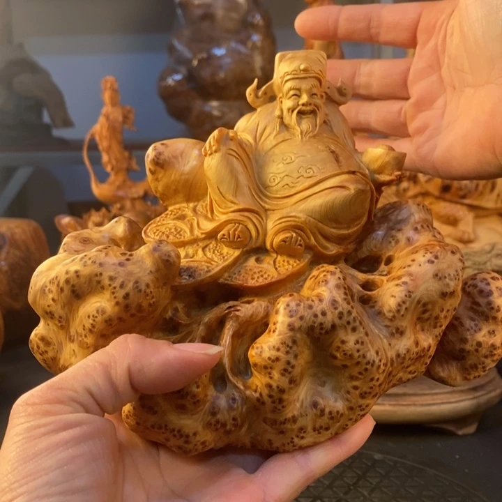 柏木（崖柏）心****雷崖柏根雕