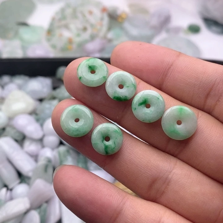 武***客翡翠未镶嵌吊坠(不含链)